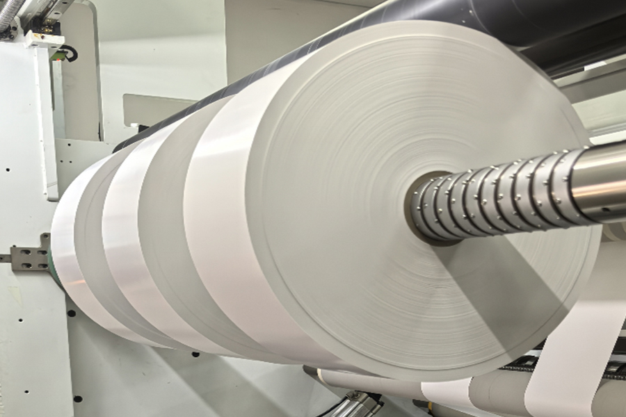 Silnejšie lepiace materiály štítkov