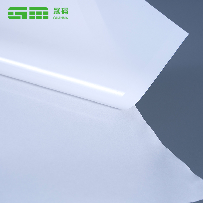 75 mic matný biely samolepiaci syntetický papier pre UV atramentovú tlačiareň